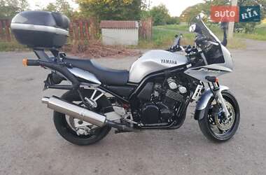 Мотоцикл Спорт-туризм Yamaha FZS 600 Fazer 2001 в Буске