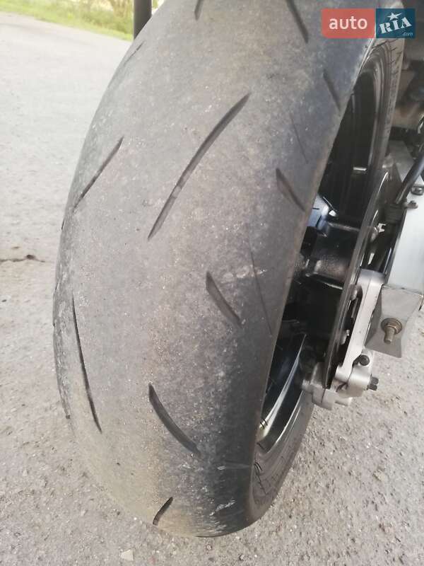 Мотоцикл Спорт-туризм Yamaha FZS 600 Fazer 2001 в Буске