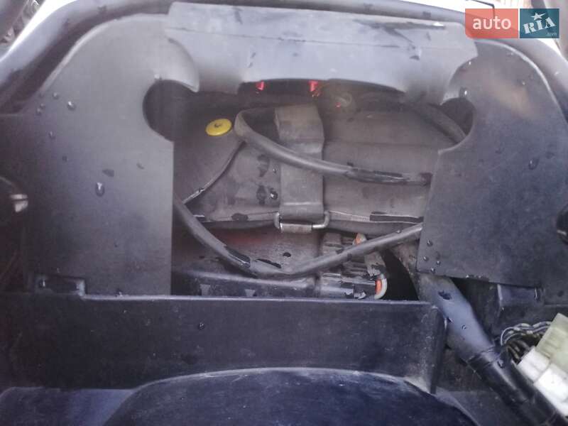 Мотоцикл Спорт-туризм Yamaha FZS 600 Fazer 2001 в Буске