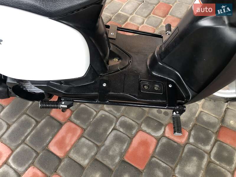 Максі-скутер Yamaha Gear 4T 2017 в Вінниці