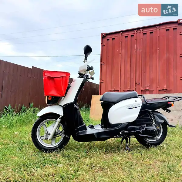 Скутер Yamaha Gear 2023 в 