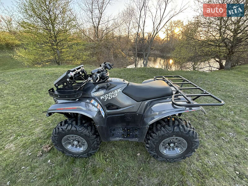 Квадроцикл  утилитарный Yamaha Grizzly 700 2016 в Кобеляках
