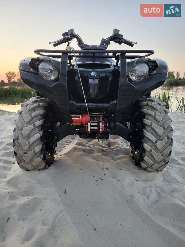 Квадроцикл  утилитарный Yamaha Grizzly 2013 в Броварах