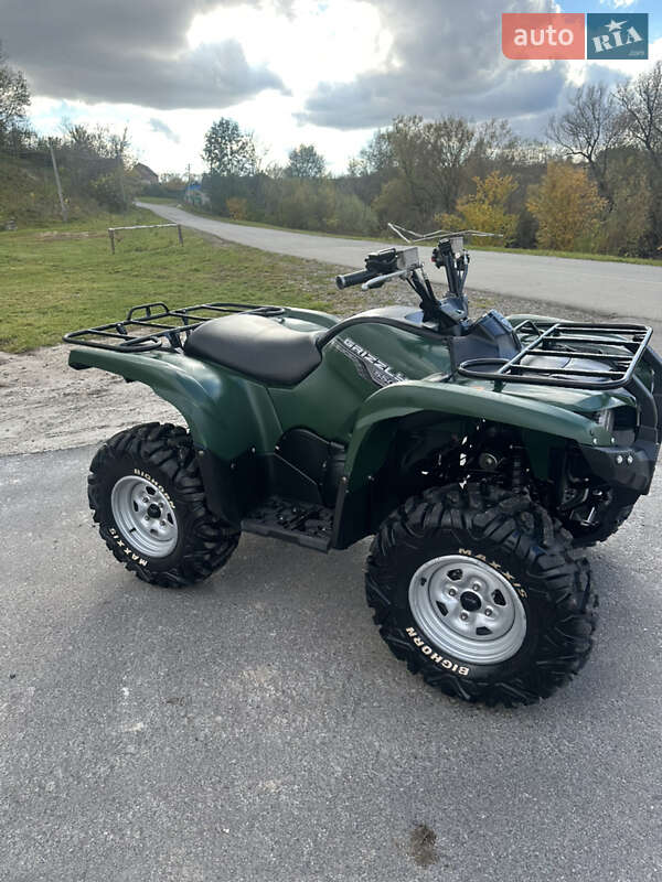 Квадроцикл  утилитарный Yamaha Grizzly 2014 в Тернополе