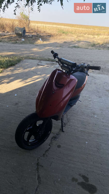 Мопеды Yamaha  Jog SA 39 ZR 2010 в 