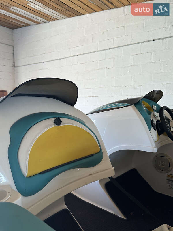 Катер Yamaha LS 2001 в Ізюмі