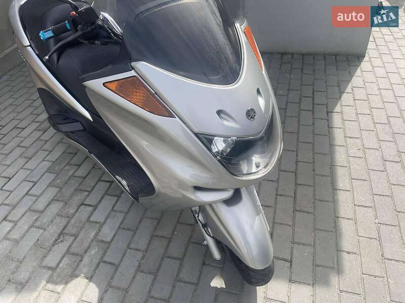 Макси-скутер Yamaha Majesty 250 2006 в Буче