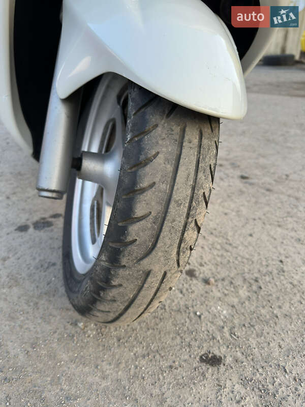 Макси-скутер Yamaha Majesty 250 2004 в Дубно