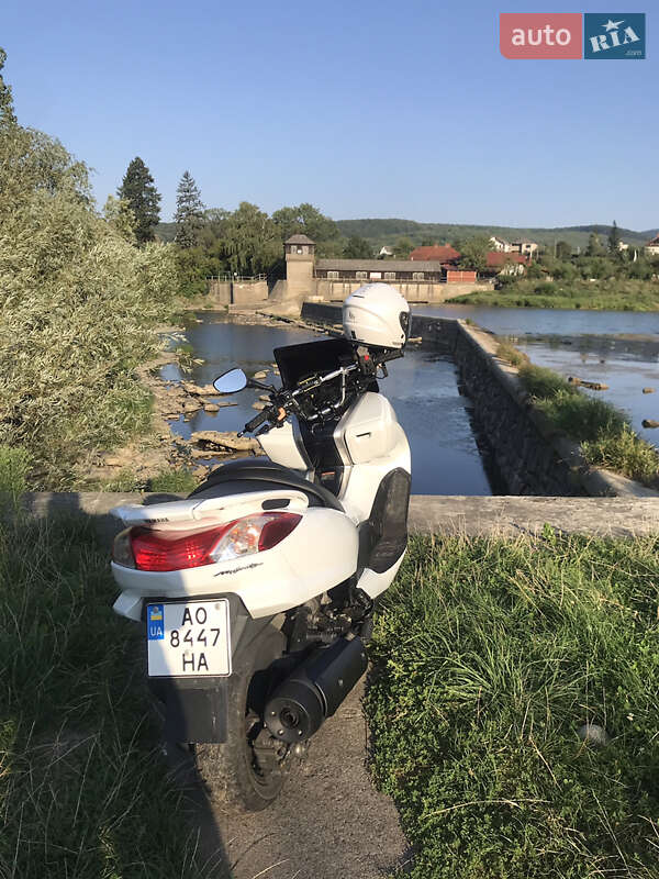 Макси-скутер Yamaha Majesty 250 2011 в Ужгороде фото 17 Макси-скутер Yamaha Majesty 250 2011 в Ужгороде