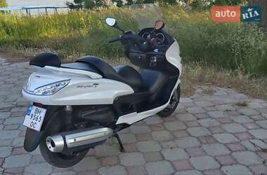 Максі-скутер Yamaha Majesty 400 2012 в 