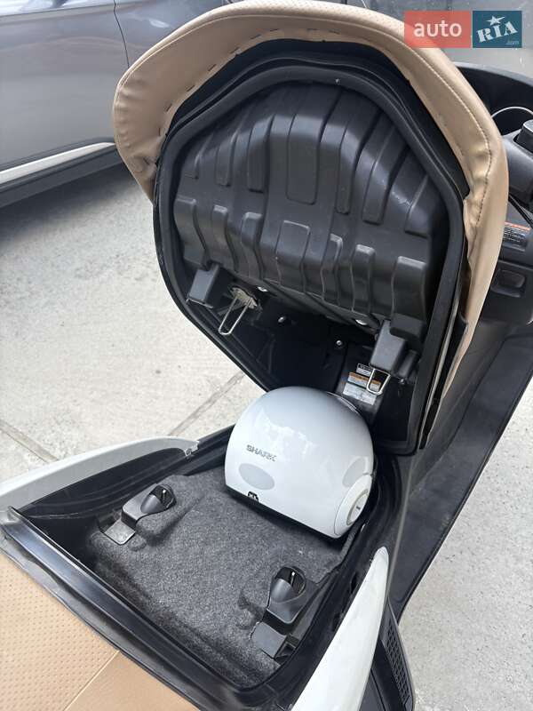 Максі-скутер Yamaha Majesty 400 2011 в Києві