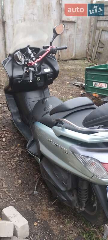 Грузовые мотороллеры, мотоциклы, скутеры, мопеды Yamaha Majesty 400 2006 в Балаклее