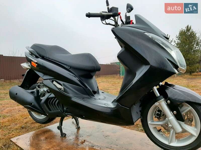 Максі-скутер Yamaha Majesty 2014 в Первомайську