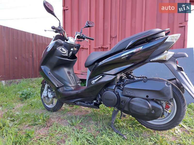 Максі-скутер Yamaha Majesty 2014 в 