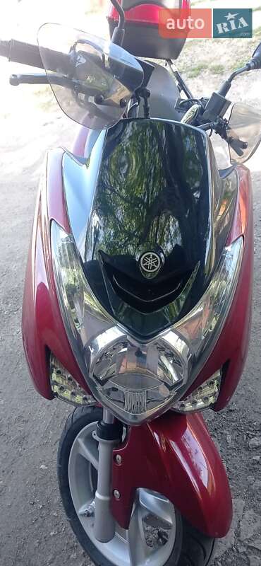 Макси-скутер Yamaha Majesty 2014 в Кропивницком