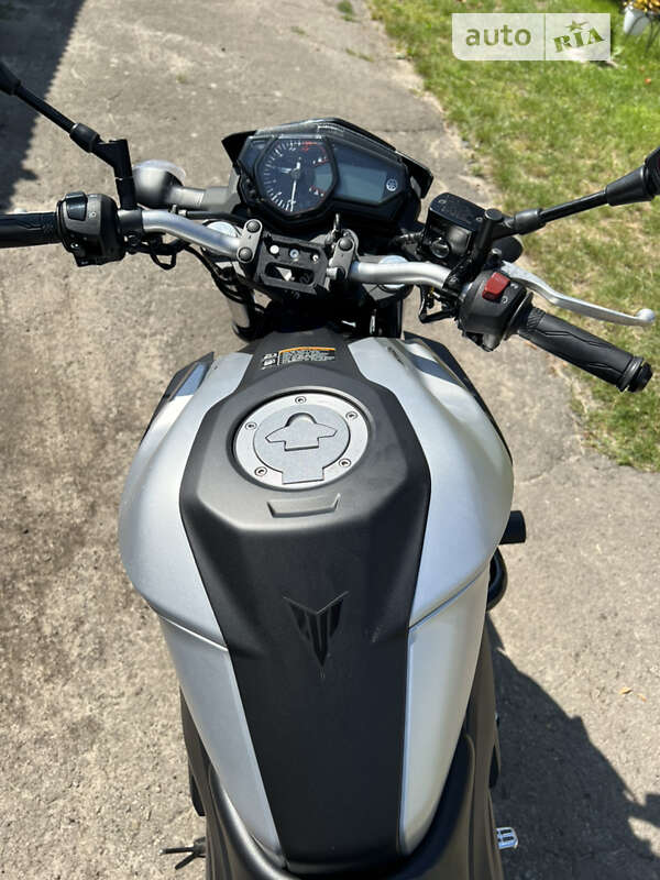 Мотоцикл Без обтекателей (Naked bike) Yamaha MT-03 2016 в Львове