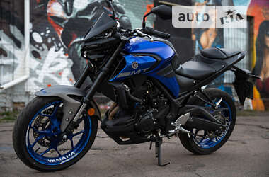 Мотоцикл Без обтекателей (Naked bike) Yamaha MT-03 2022 в Киеве