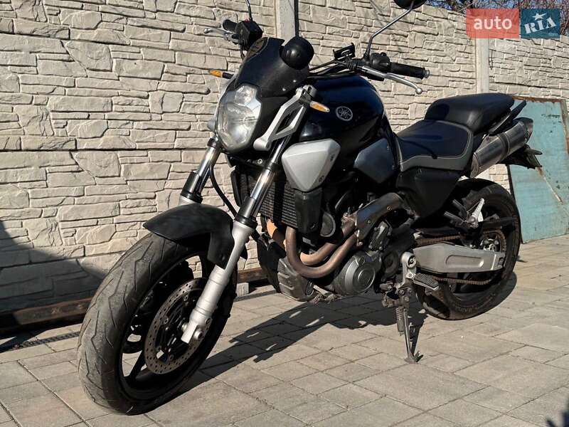 Мотоцикл Супермото (Motard) Yamaha MT-03 2006 в 