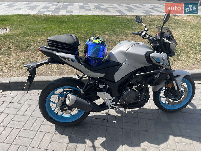 Мотоцикл Без обтекателей (Naked bike) Yamaha MT-03 2025 в Днепре фото 11 Мотоцикл Без обтекателей (Naked bike) Yamaha MT-03 2025 в Днепре