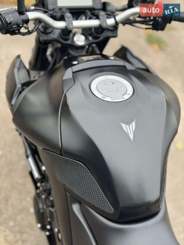 Мотоцикл Без обтекателей (Naked bike) Yamaha MT-03 2023 в Сновске фото 15 Мотоцикл Без обтекателей (Naked bike) Yamaha MT-03 2023 в Сновске