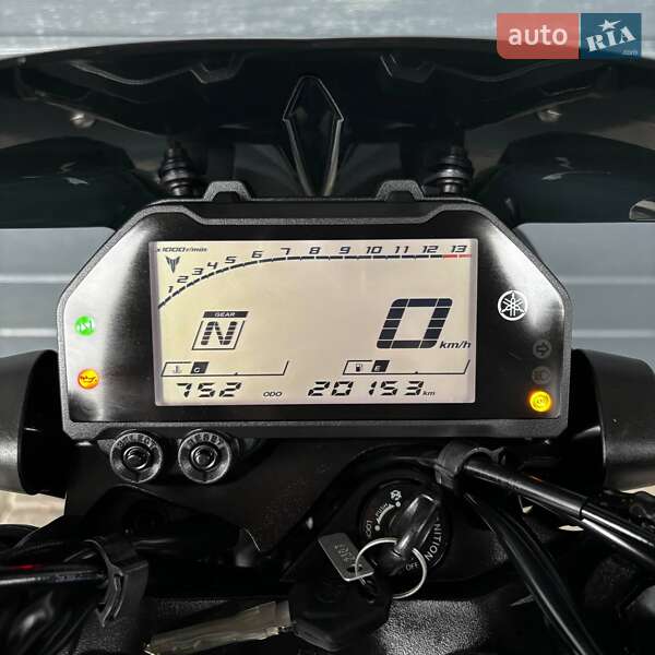 Мотоцикл Без обтекателей (Naked bike) Yamaha MT-03 2022 в Белой Церкви фото 4 Мотоцикл Без обтекателей (Naked bike) Yamaha MT-03 2022 в Белой Церкви