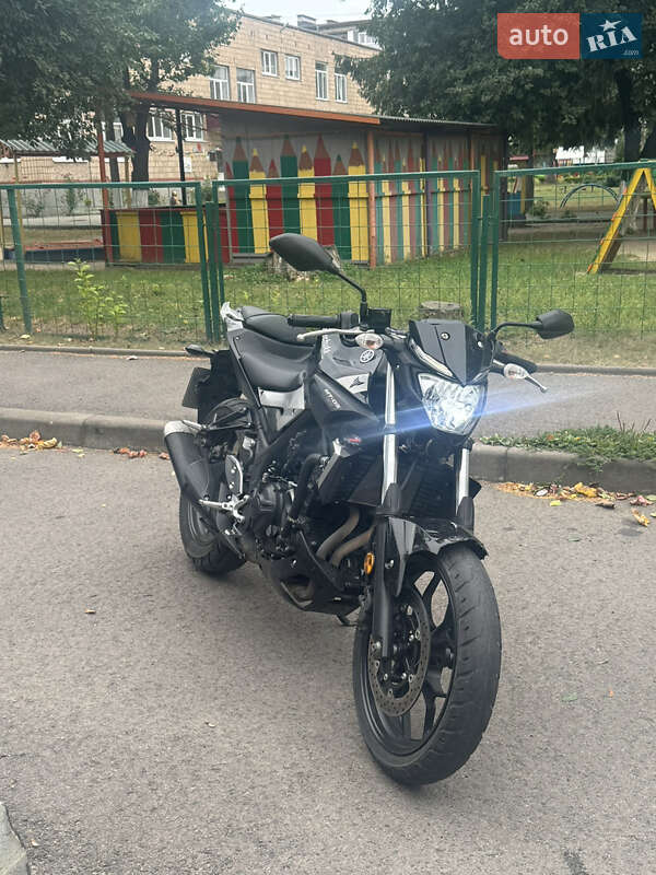 Yamaha MT-03 2015