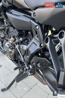 Мотоцикл Спорт-туризм Yamaha MT-07 2017 в 