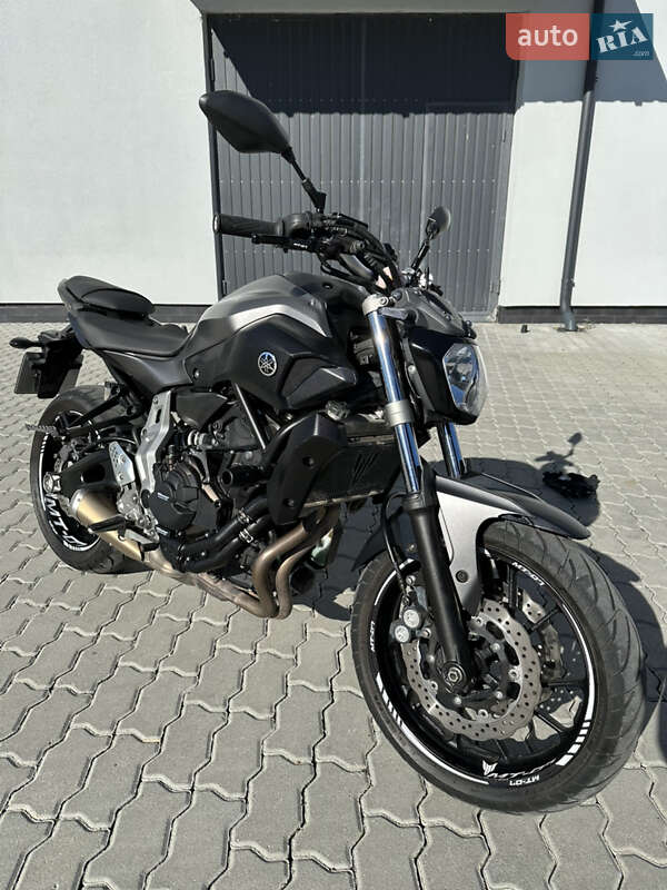 Мотоцикл Без обтікачів (Naked bike) Yamaha MT-07 2014 в Трускавці