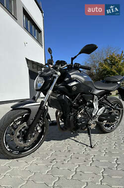 Мотоцикл Без обтікачів (Naked bike) Yamaha MT-07 2014 в Трускавці