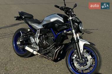 Мотоцикл Без обтікачів (Naked bike) Yamaha MT-07 2015 в Одесі