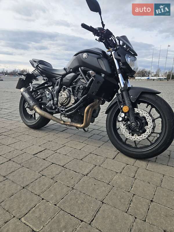 Мотоцикл Без обтікачів (Naked bike) Yamaha MT-07 2018 в 