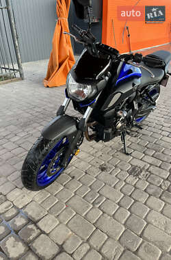 Мотоцикл Без обтекателей (Naked bike) Yamaha MT-07 2019 в 