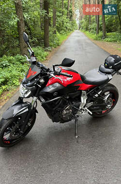 Мотоцикл Без обтікачів (Naked bike) Yamaha MT-07 2015 в Броварах
