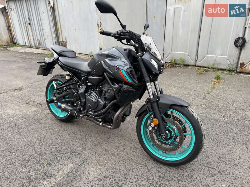 Мотоцикл Без обтекателей (Naked bike) Yamaha MT-07 2023 в Киеве