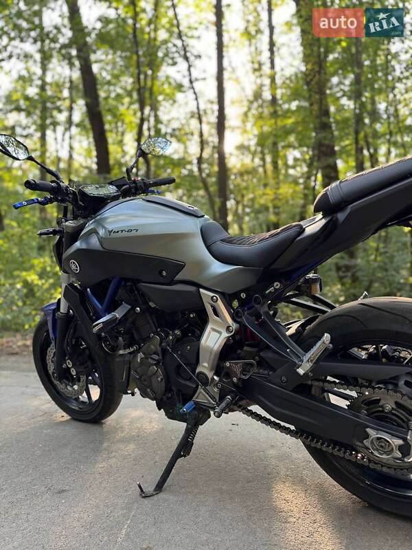 Мотоцикл Без обтекателей (Naked bike) Yamaha MT-07 2016 в Тальном