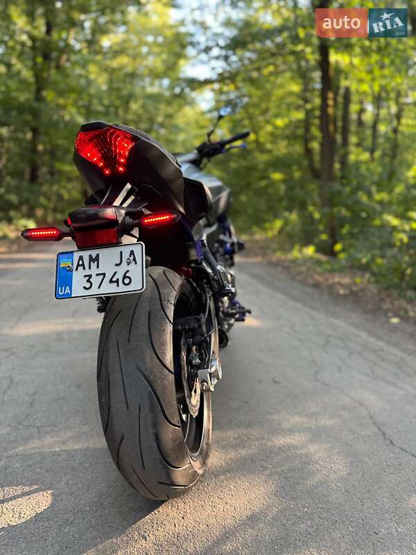 Мотоцикл Без обтекателей (Naked bike) Yamaha MT-07 2016 в Тальном