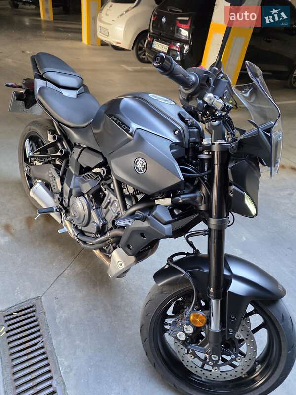 Мотоцикл Без обтекателей (Naked bike) Yamaha MT-07 2025 в Львове фото 6 Мотоцикл Без обтекателей (Naked bike) Yamaha MT-07 2025 в Львове