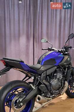 Мотоцикл Без обтекателей (Naked bike) Yamaha MT-07 2025 в  фото 2 Мотоцикл Без обтекателей (Naked bike) Yamaha MT-07 2025 в