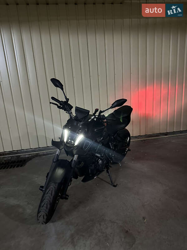 Мотоцикл Без обтекателей (Naked bike) Yamaha MT-07 2023 в Киеве фото Мотоцикл Без обтекателей (Naked bike) Yamaha MT-07 2023 в Киеве