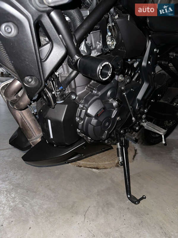 Мотоцикл Без обтекателей (Naked bike) Yamaha MT-07 2023 в Киеве фото 5 Мотоцикл Без обтекателей (Naked bike) Yamaha MT-07 2023 в Киеве