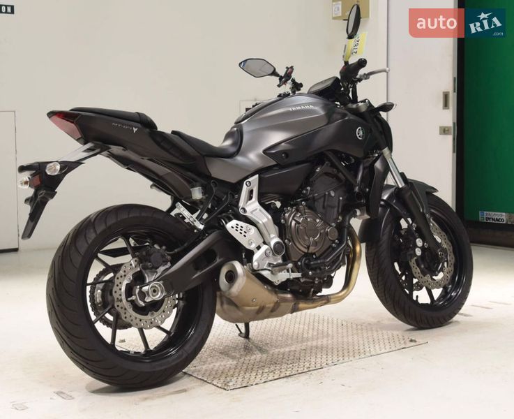 Мотоцикл Без обтекателей (Naked bike) Yamaha MT-07 2016 в Сновске