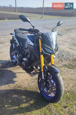 Мотоцикл Без обтекателей (Naked bike) Yamaha MT-09 SP 2020 в 