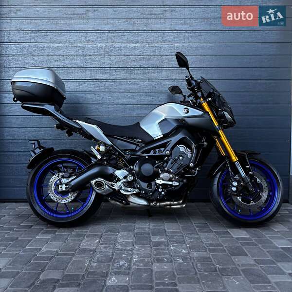 Мотоцикл Без обтекателей (Naked bike) Yamaha MT-09 SP 2018 в Белой Церкви фото 2 Мотоцикл Без обтекателей (Naked bike) Yamaha MT-09 SP 2018 в Белой Церкви