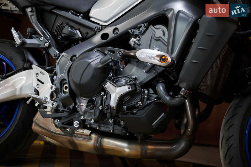 Мотоцикл Без обтекателей (Naked bike) Yamaha MT-09 SP 2022 в Днепре фото 10 Мотоцикл Без обтекателей (Naked bike) Yamaha MT-09 SP 2022 в Днепре