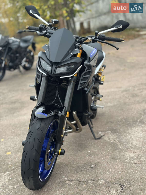 Мотоцикл Без обтекателей (Naked bike) Yamaha MT-09 SP 2018 в Сновске фото 11 Мотоцикл Без обтекателей (Naked bike) Yamaha MT-09 SP 2018 в Сновске