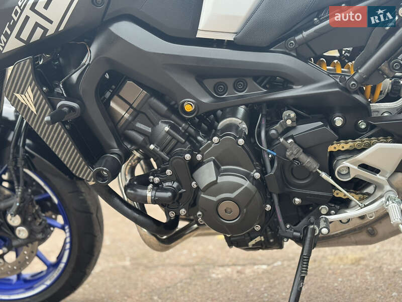Мотоцикл Без обтекателей (Naked bike) Yamaha MT-09 SP 2018 в Сновске фото 18 Мотоцикл Без обтекателей (Naked bike) Yamaha MT-09 SP 2018 в Сновске