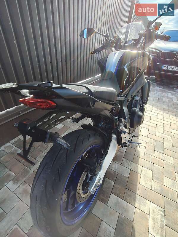 Мотоцикл Без обтекателей (Naked bike) Yamaha MT-09 SP 2023 в Белогородке фото 14 Мотоцикл Без обтекателей (Naked bike) Yamaha MT-09 SP 2023 в Белогородке