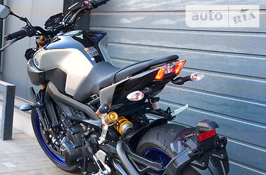 Мотоцикл Без обтекателей (Naked bike) Yamaha MT-09 2018 в 
