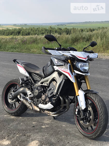 Мотоцикл Без обтекателей (Naked bike) Yamaha MT-09 2015 в Трускавце