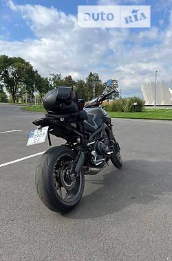 Мотоцикл Без обтекателей (Naked bike) Yamaha MT-09 2015 в Умани